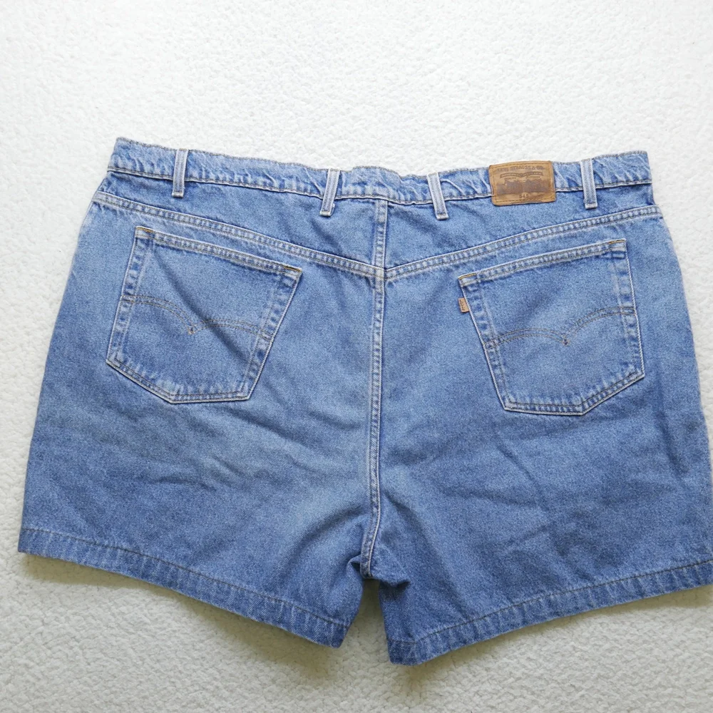 Vintage Levi's Shorts Mens Size 50 Loose Fit 90s Jean Blue Denim High-Rise 545
